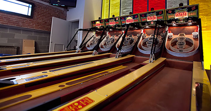 Kung Fu Saloon Bar Table