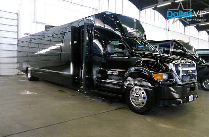 Dallas Coach Bus