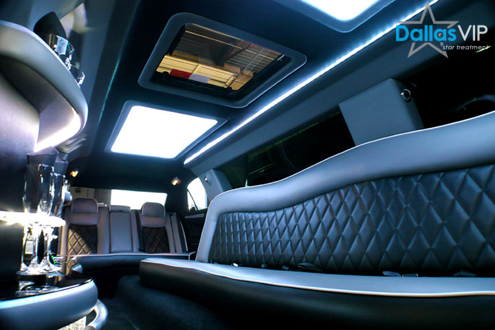 Super Stretch Dallas Limousine